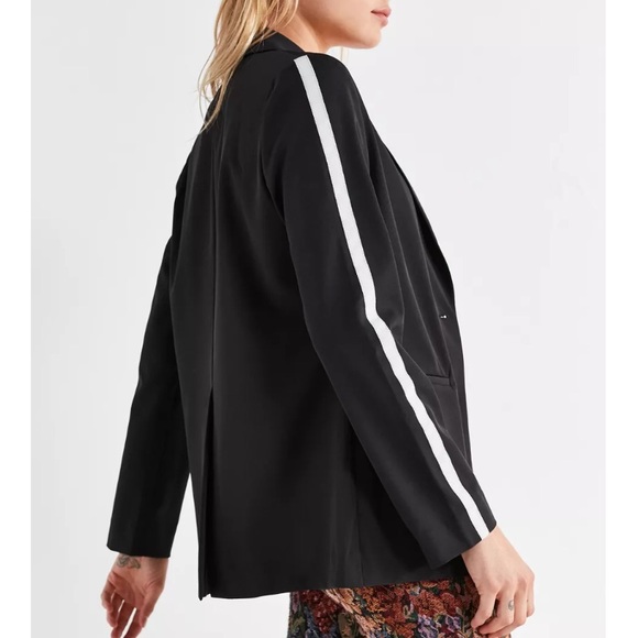 NWOT. Urban Outfitters Sports Strip Blazer. Black with white stripe. Size S. - Picture 3 of 9